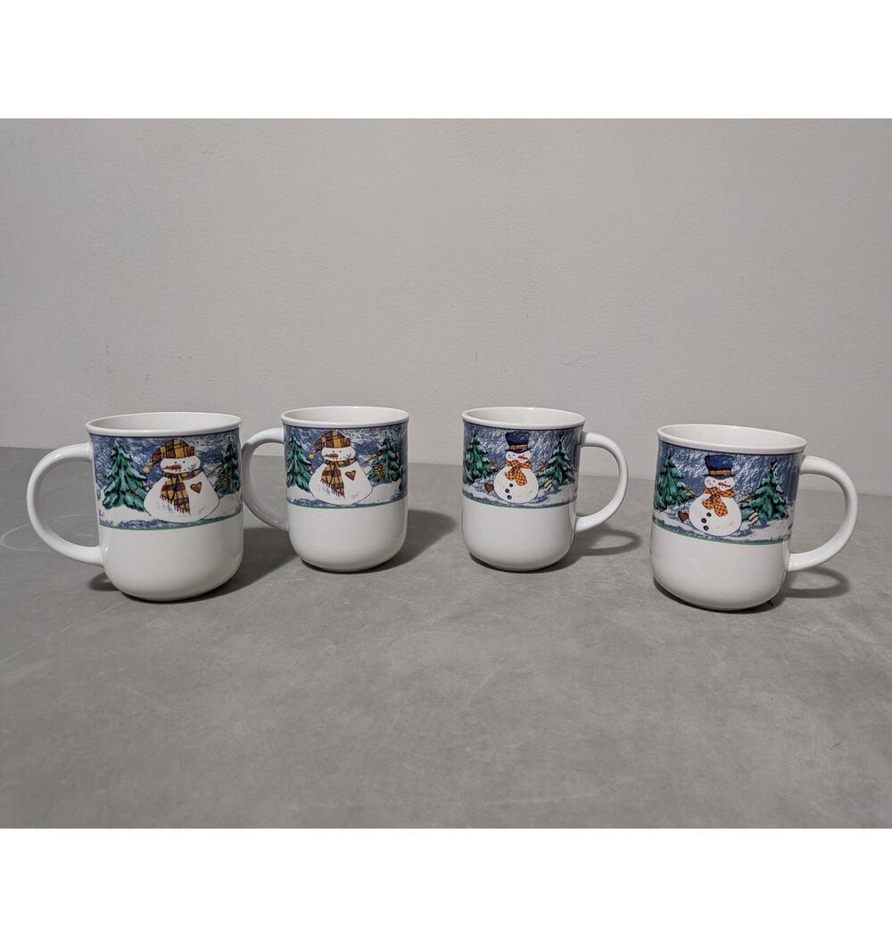 Oneida Frosty Friends Winter Snowman Stoneware Coffee Hot Cocoa Cups Set of 4